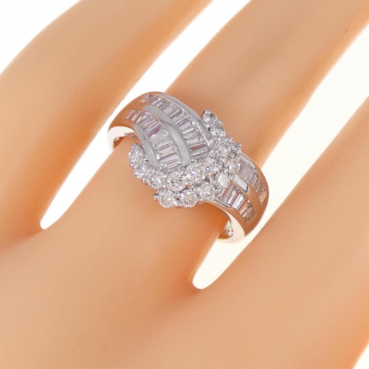 PT ダイヤモンド リング 0.70CT