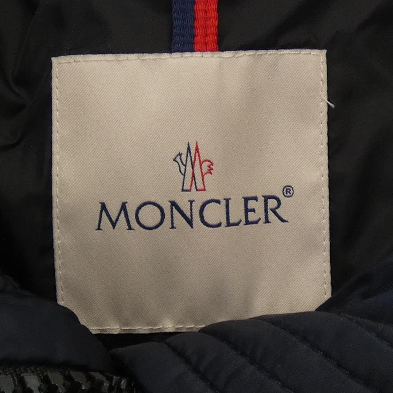 MONCLER蒙克勒羽绒服