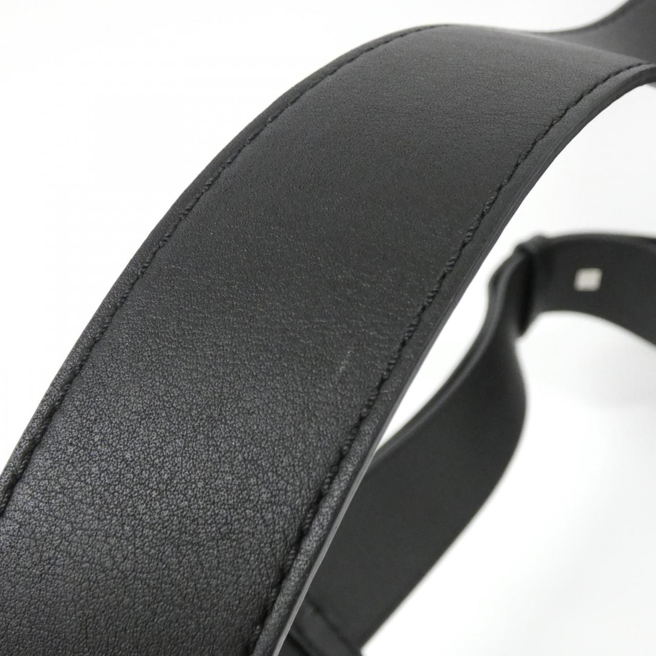 ロエベ アントン スリング B511A09X09 ショルダーバッグ