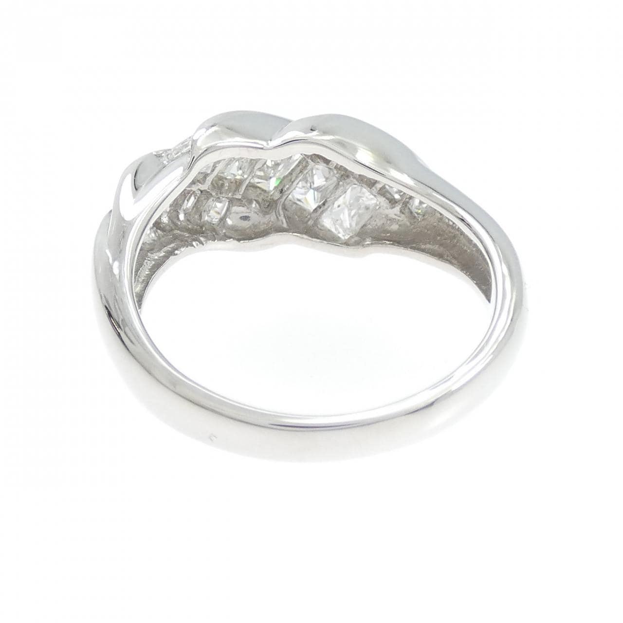 PT900 ダイヤモンド リング 1.00CT