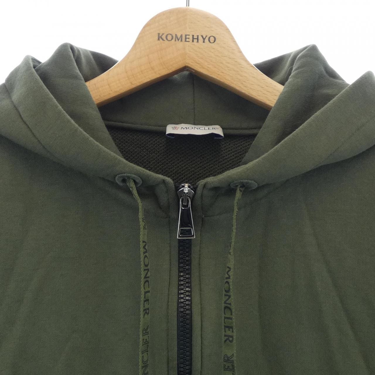 モンクレール MONCLER 20938460900 パーカー