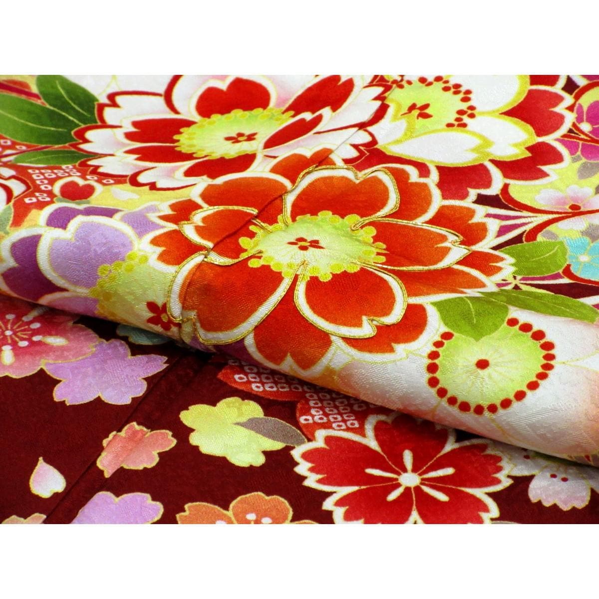 振袖　友禅加工刺繍入り　ボカシ染