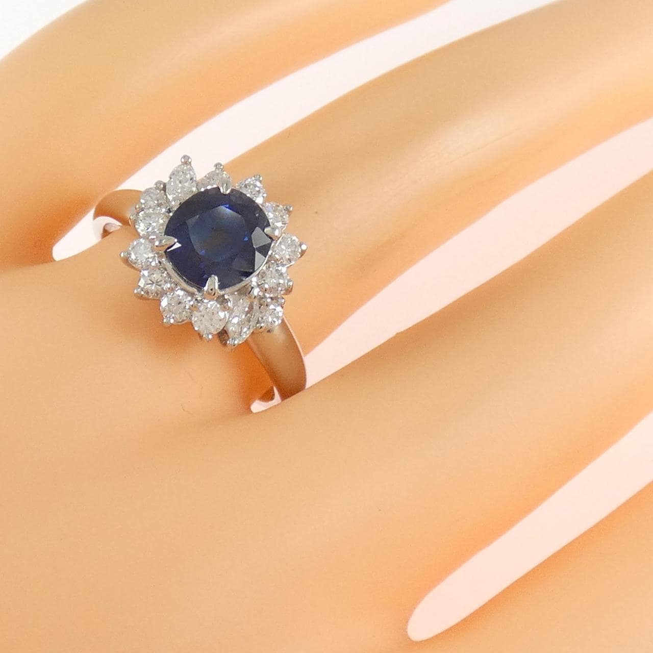 PT900 サファイヤ リング 2.08CT