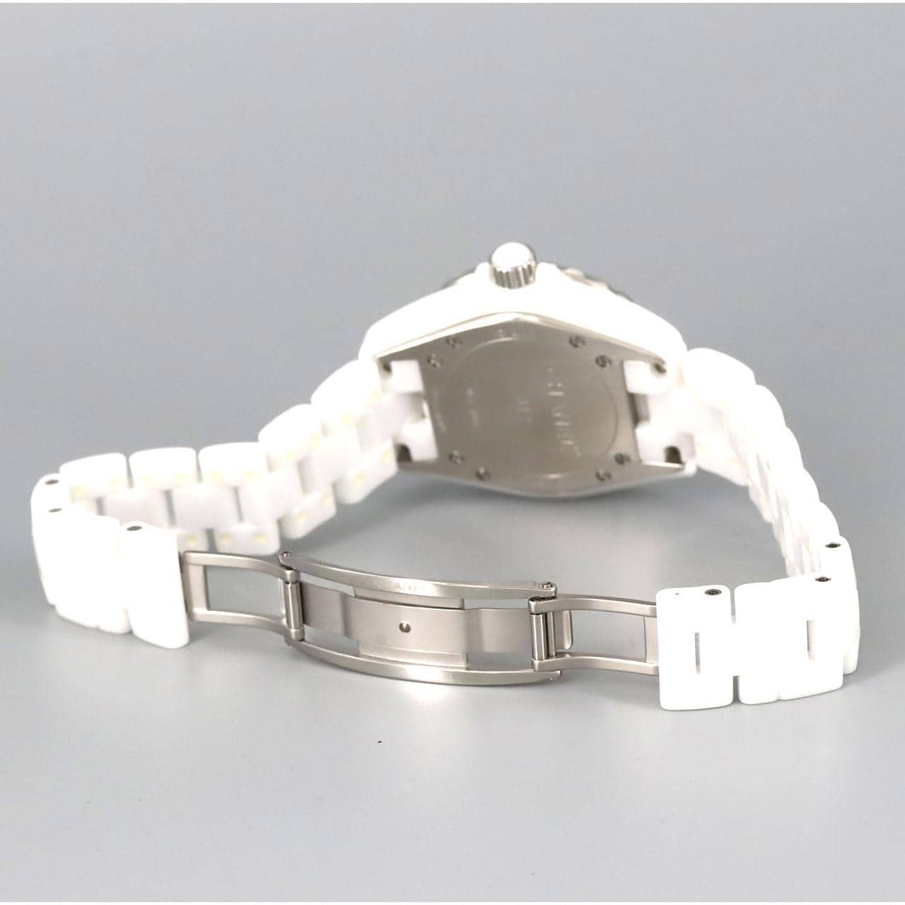 シャネル J12 33mmセラミック H0968 セラミック クォーツ