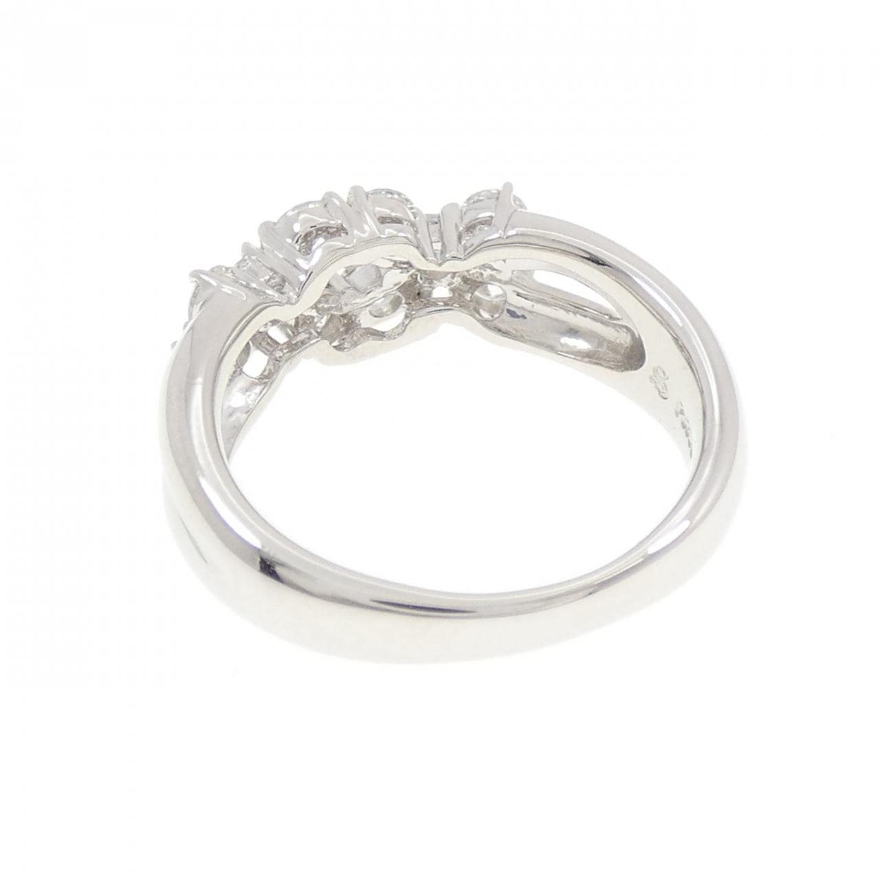 PT900 ダイヤモンド リング 0.70CT