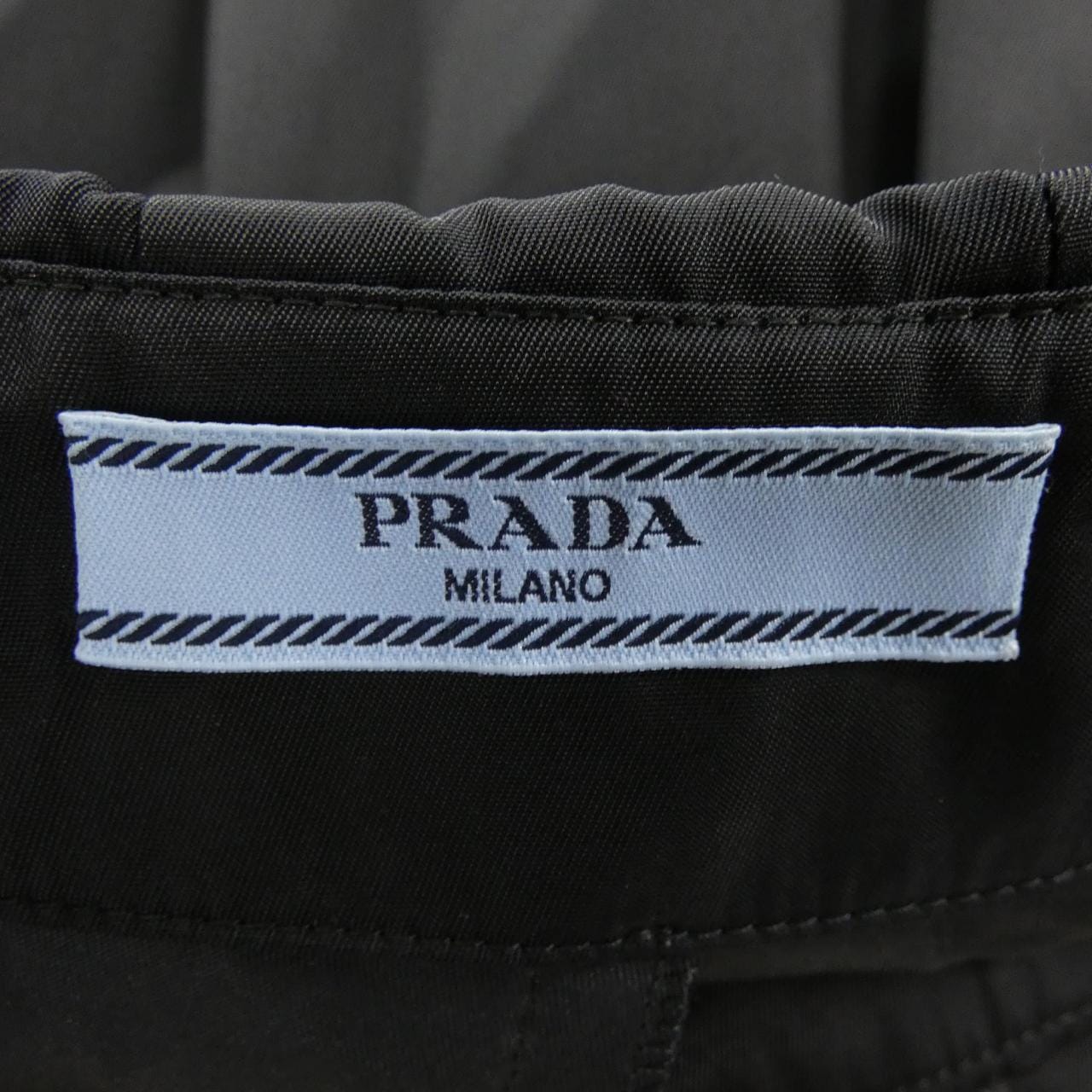 プラダ PRADA トライアングルロゴ RE-NYLON 21X922 S222 1WQ8 スカート
