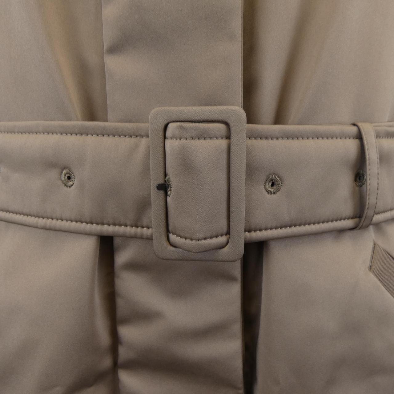 Aquascutum羽絨大衣