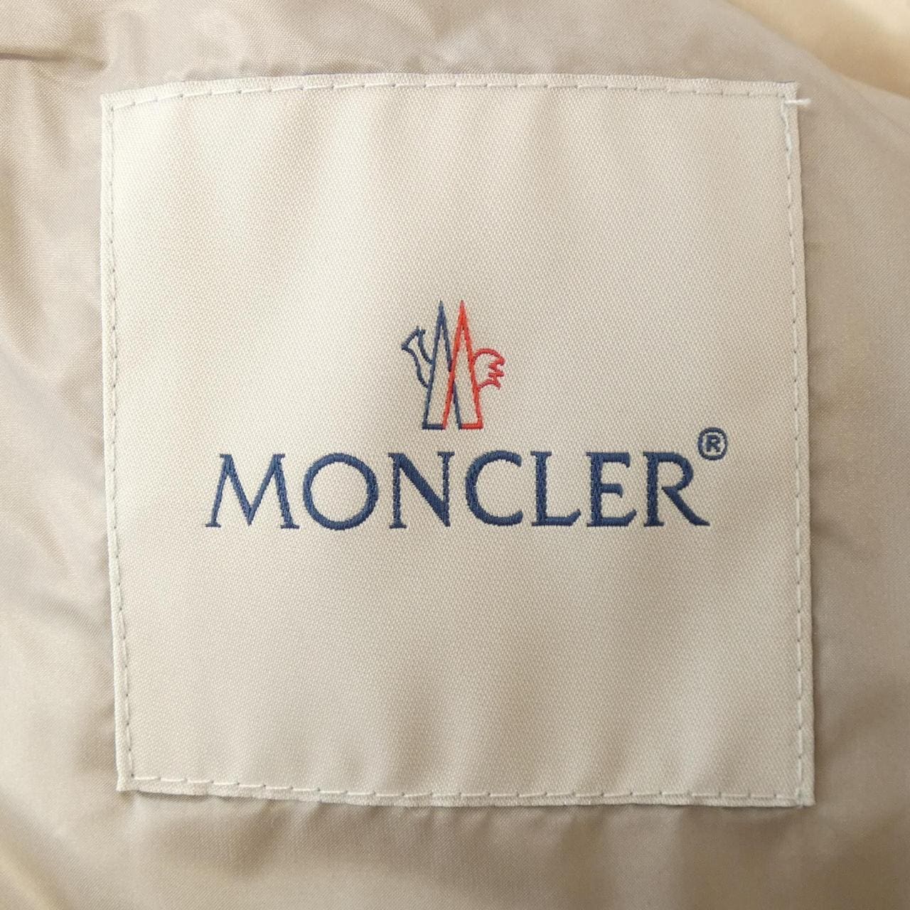 MONCLER蒙克勒羽绒服