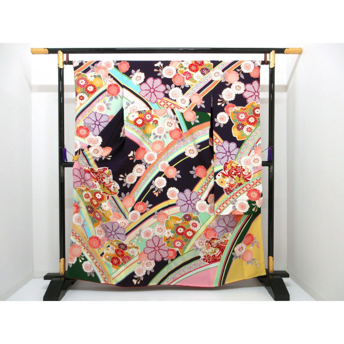 Furisode Yuzen gold color processing with embroidery