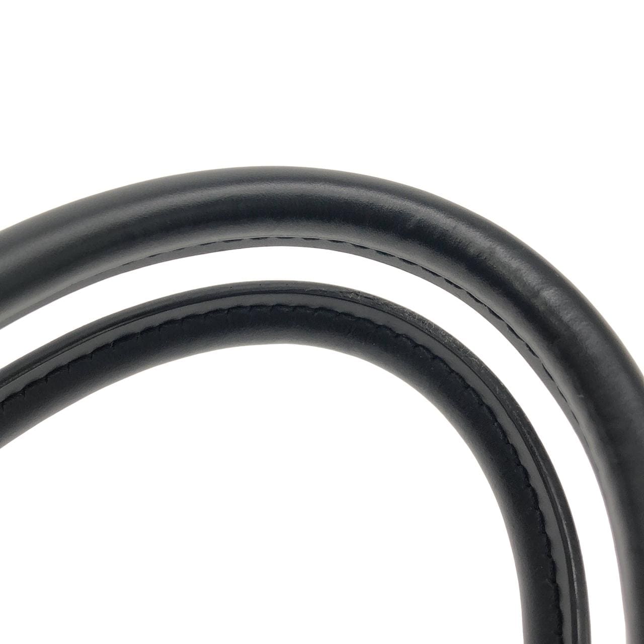 ルイヴィトン モノグラム マカサー ポルト ドキュマン ヴォワヤージュ PM M52005 バッグ