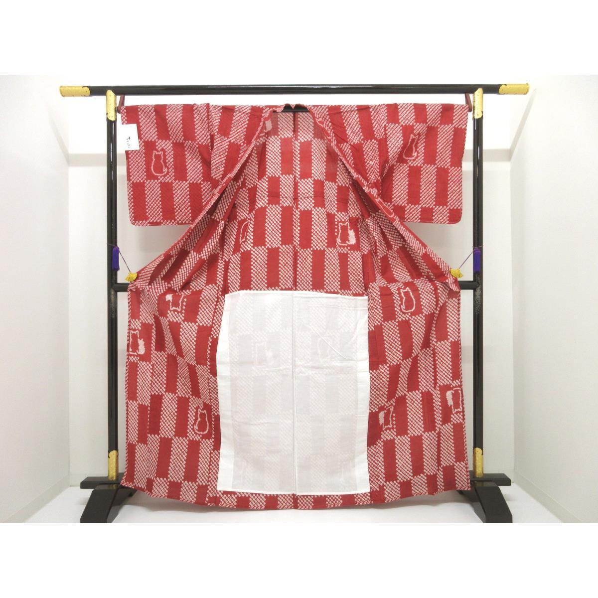 【新品】女ゆかた　絞り加工　Ｆサイズ