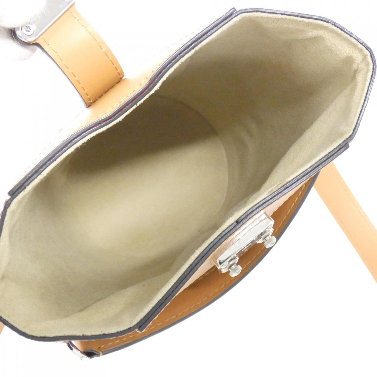 ルイヴィトン モノグラム トロンプルイユ ダッフルバッグ M52276 バッグ