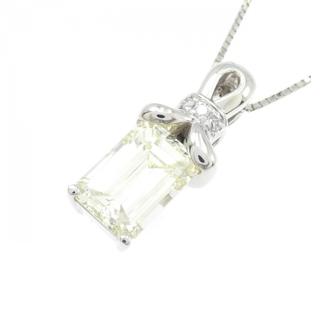PT900/PT850 ダイヤモンド ネックレス 2.466CT LY VS1 エメラルドカット