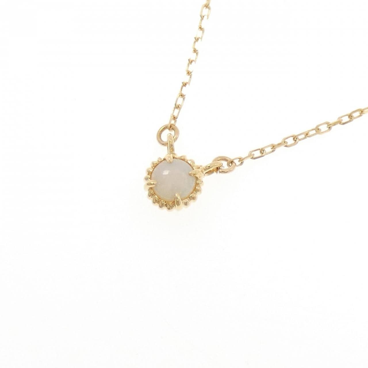 4゜C オパール ネックレス