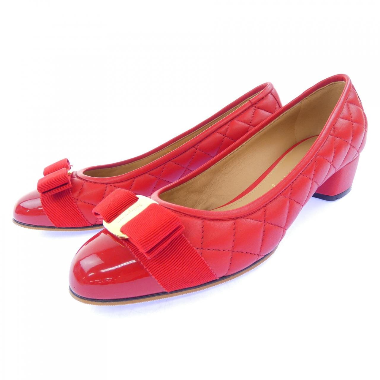 サルヴァトーレフェラガモ SALVATORE FERRAGAMO パンプス