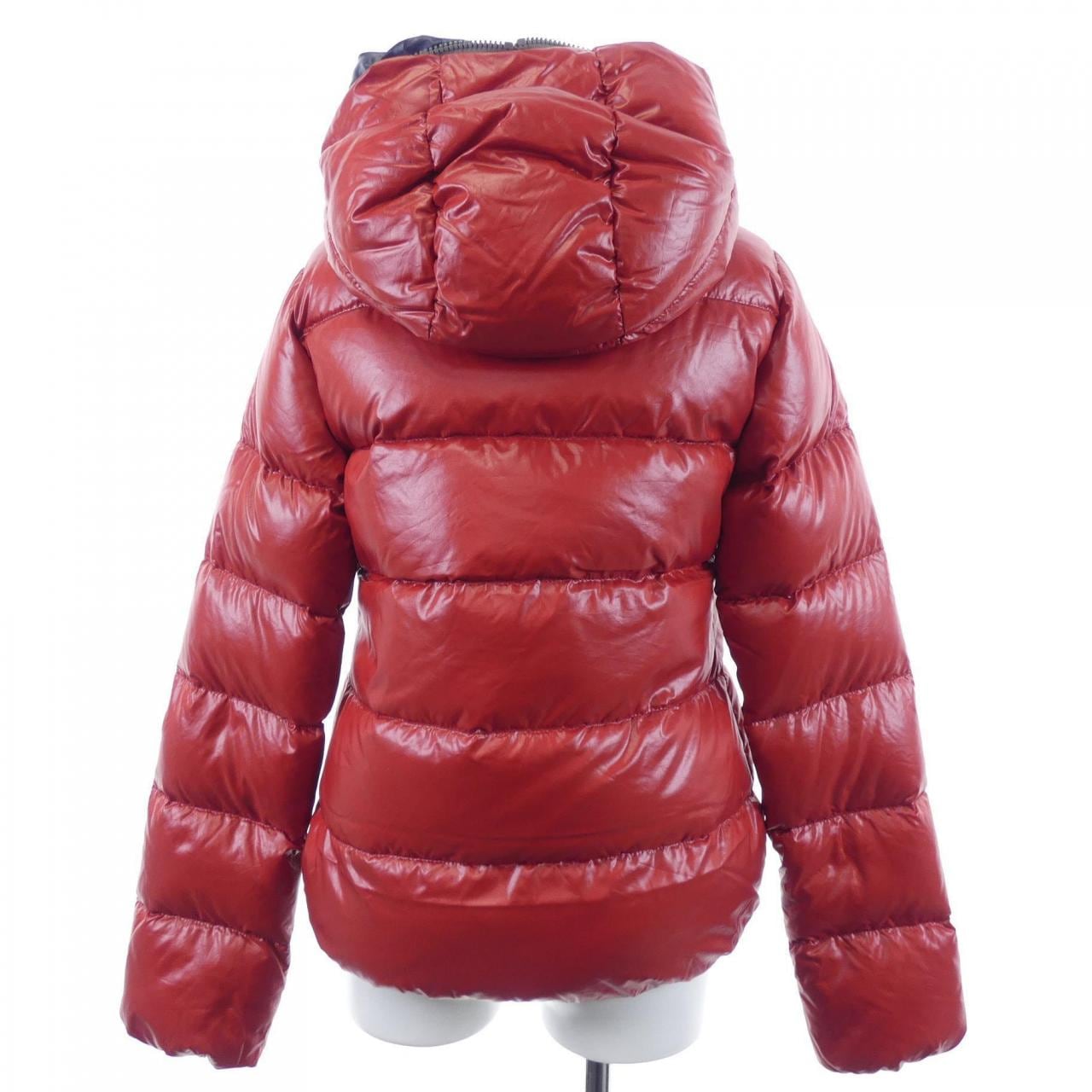 デュベティカ DUVETICA ダウンジャケット