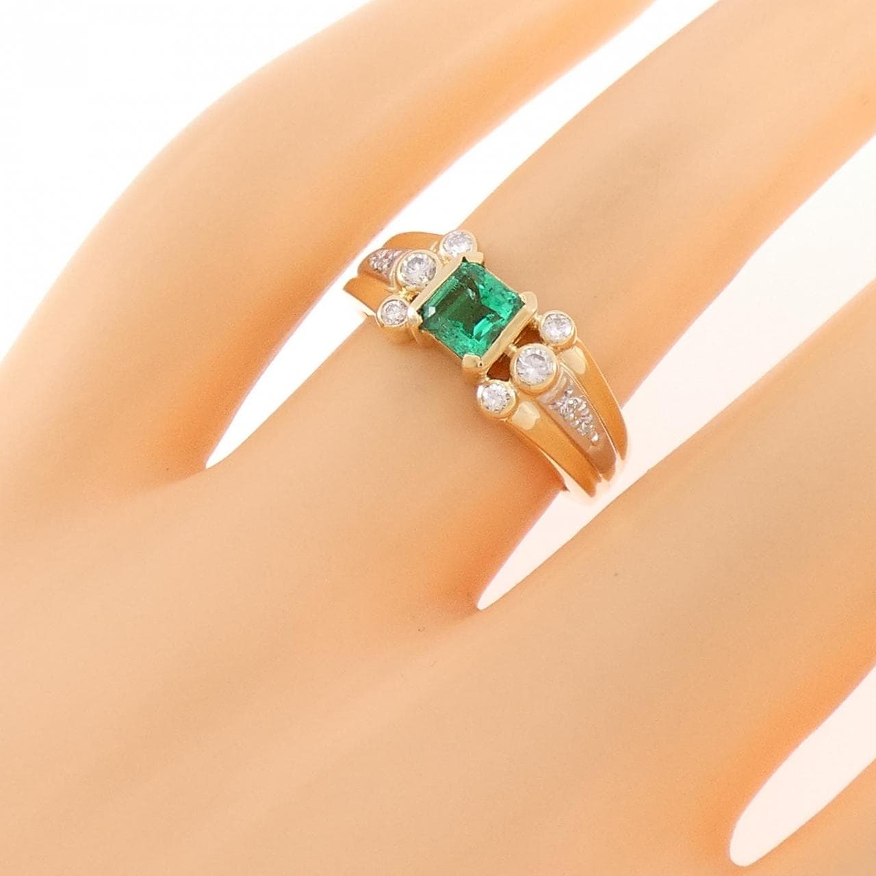 タサキ エメラルド リング 0.46CT