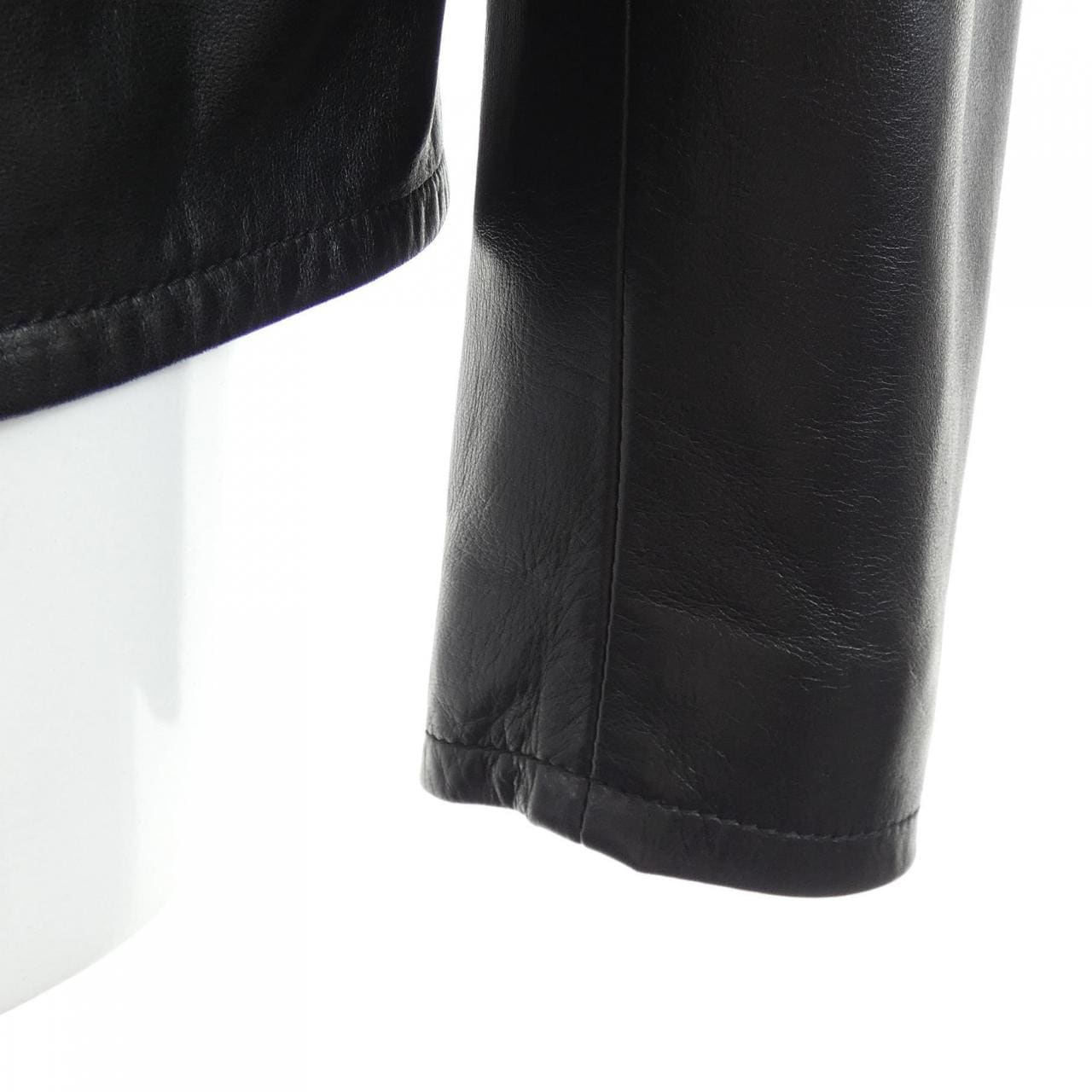 サンローラン SAINT LAURENT L01O　クラシックモーターサイクルジャケット 484284 Y5YA2 レザーライダースジャケット