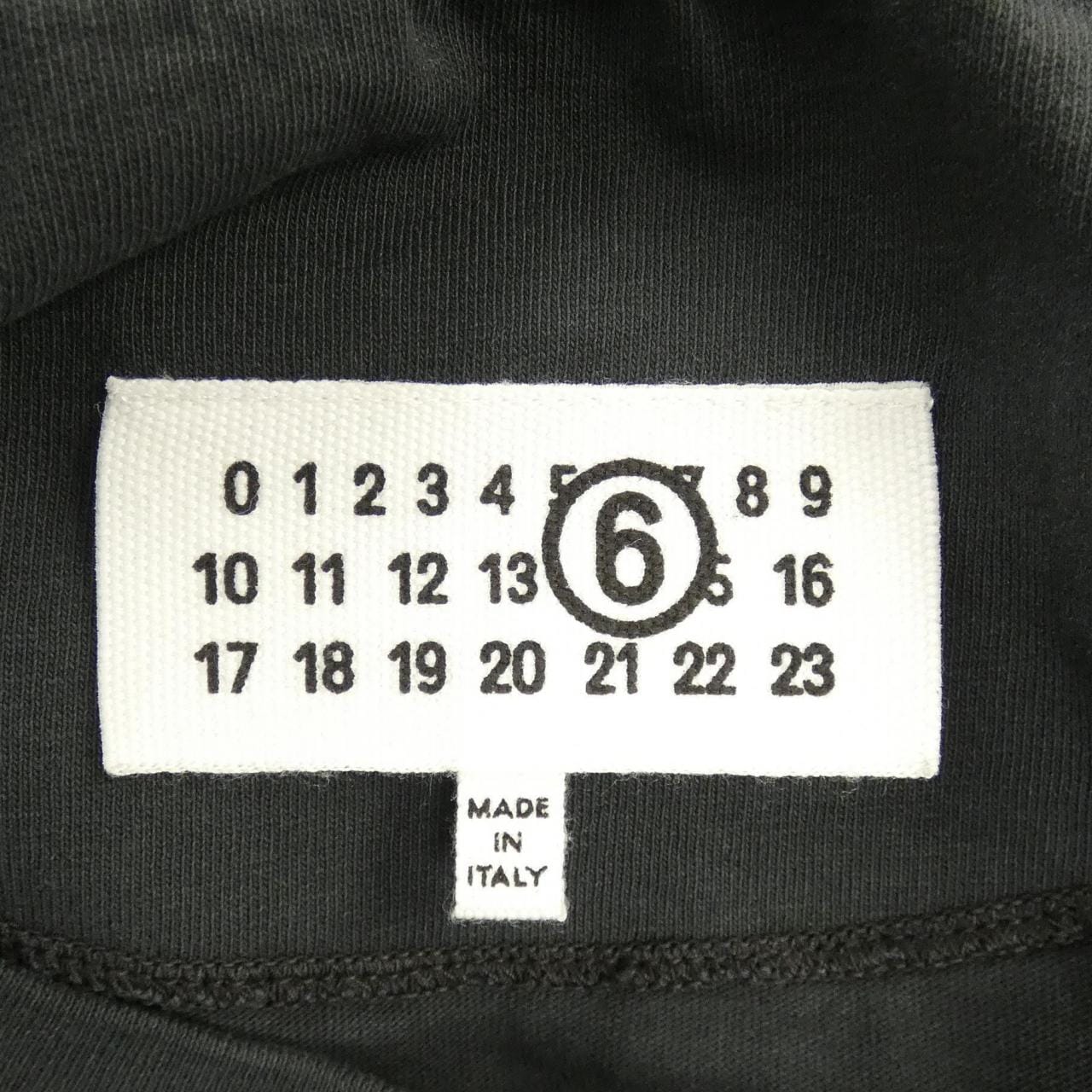 エムエムシックス MM6 S62GD195 Tシャツ