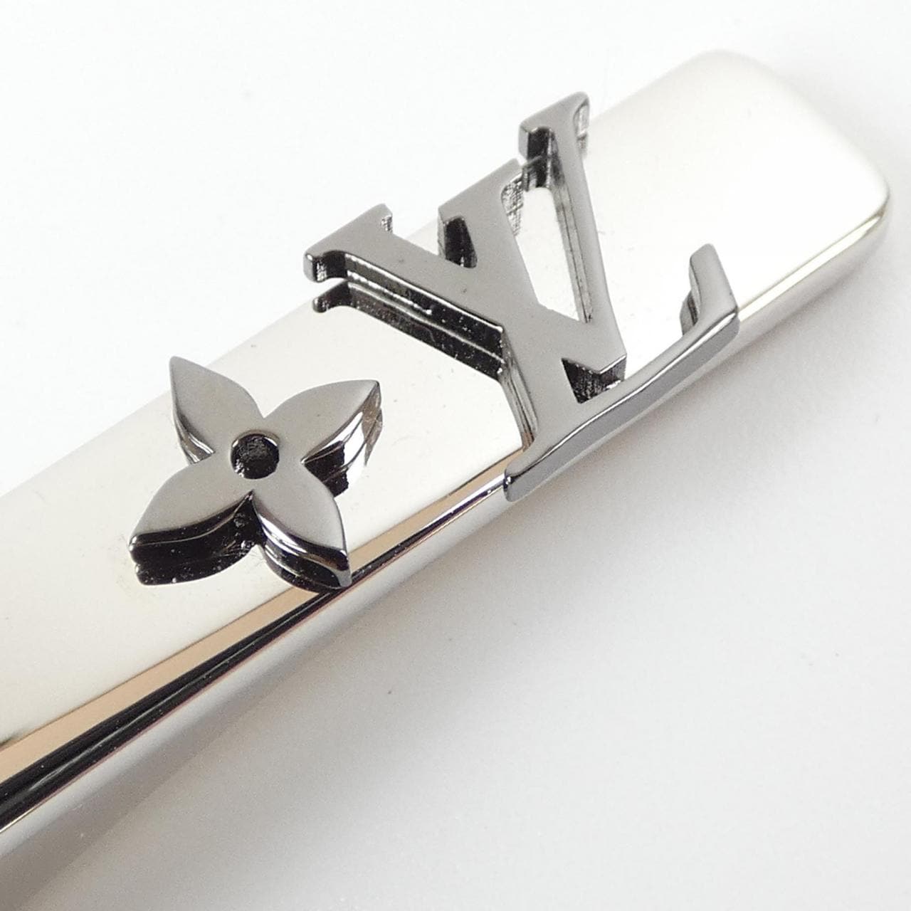 ルイヴィトン LOUIS VUITTON M00528 タイバー