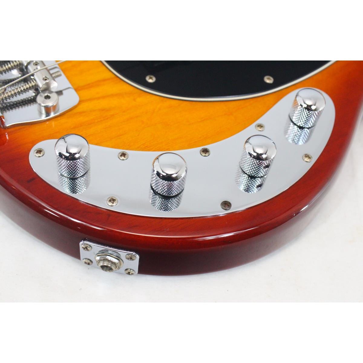 MUSICMAN RAY34
