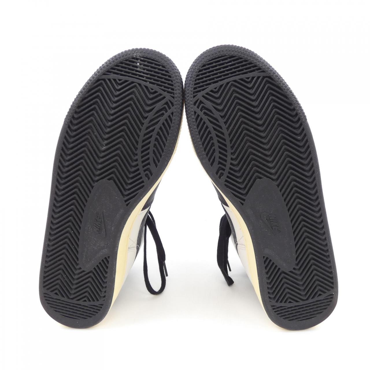ナイキ NIKE FD0394-030 スニーカー