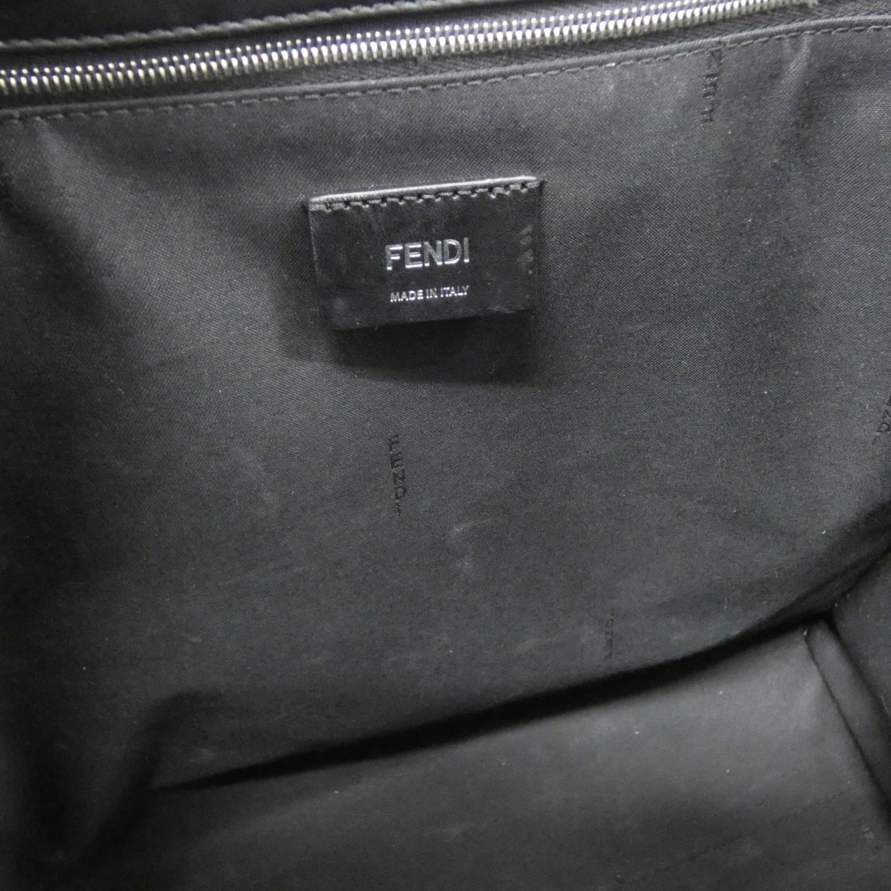 フェンディ 7VA481 A9XS バッグ