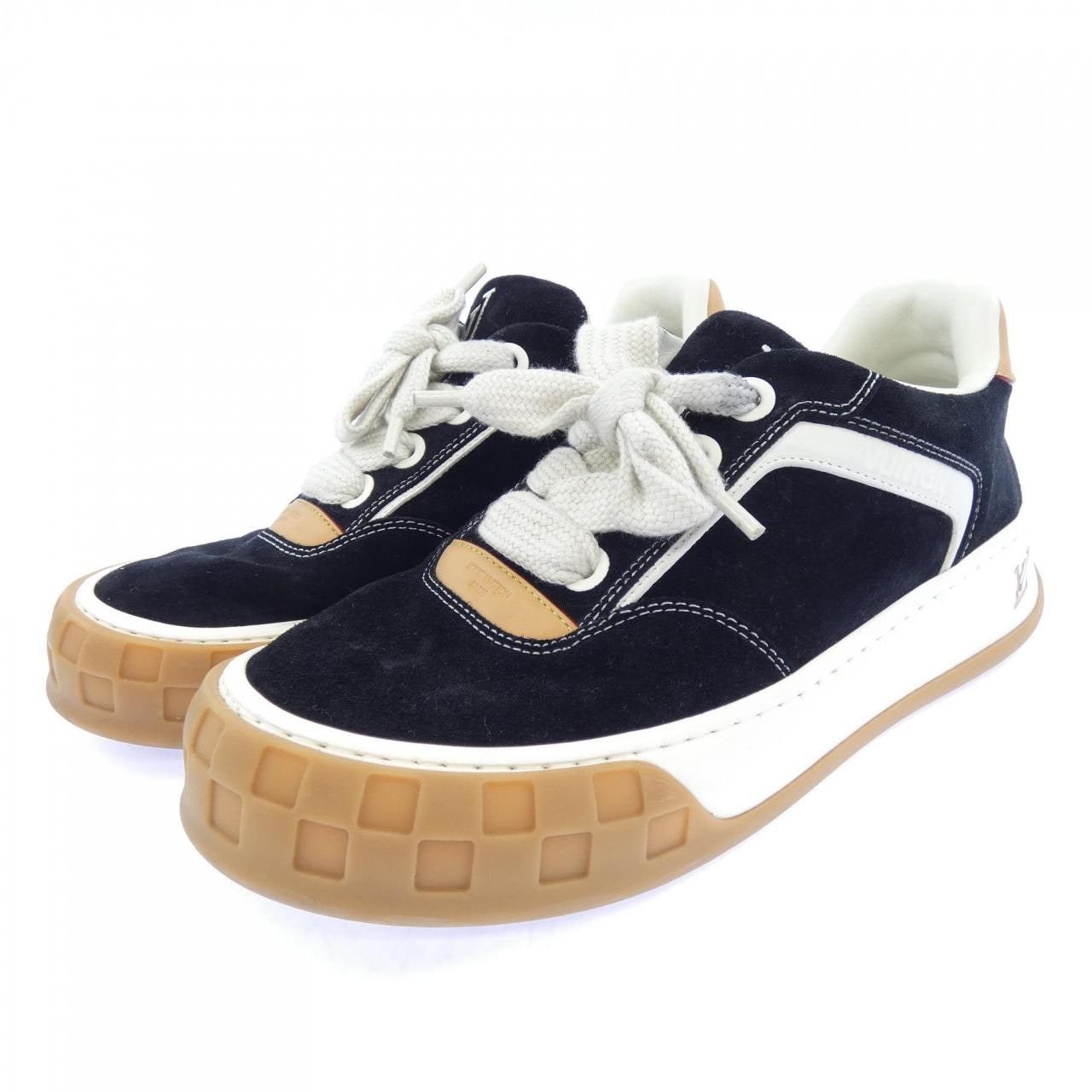 ルイヴィトン LOUIS VUITTON LVティルテッド スニーカー