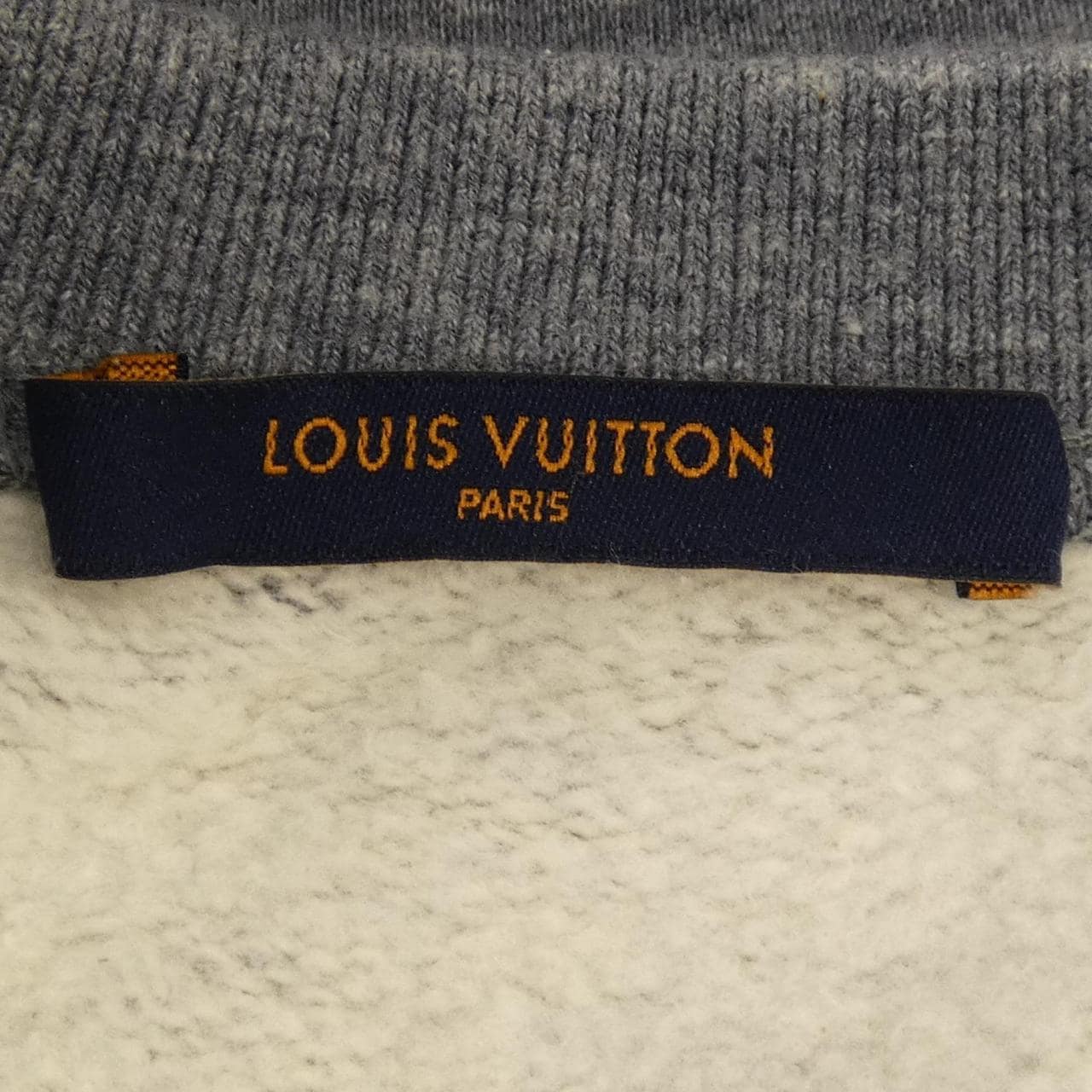ルイヴィトン LOUIS VUITTON アップサイドダウンLVロゴ HFY20WGVR スウェット