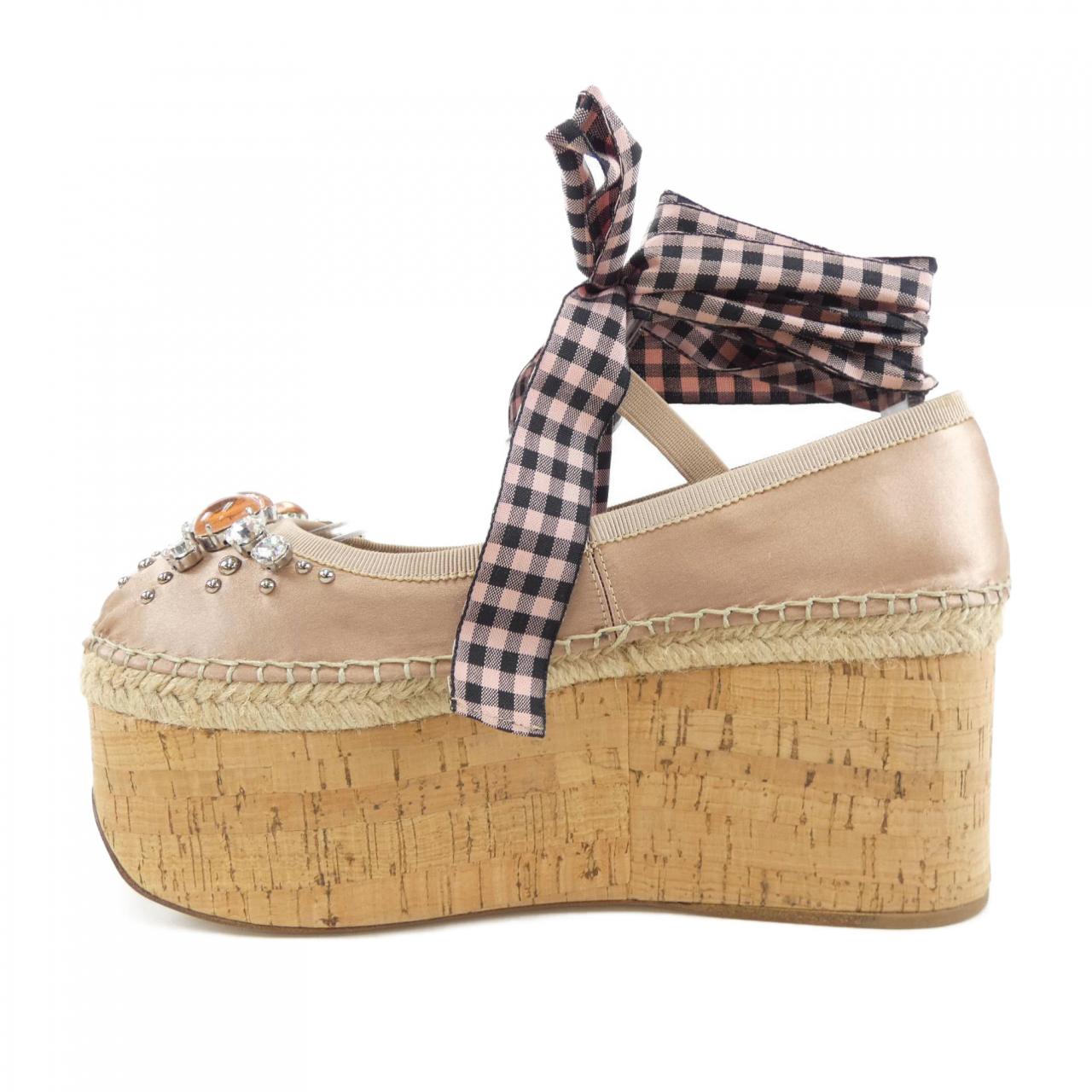MIU MIU MIU MIU鞋