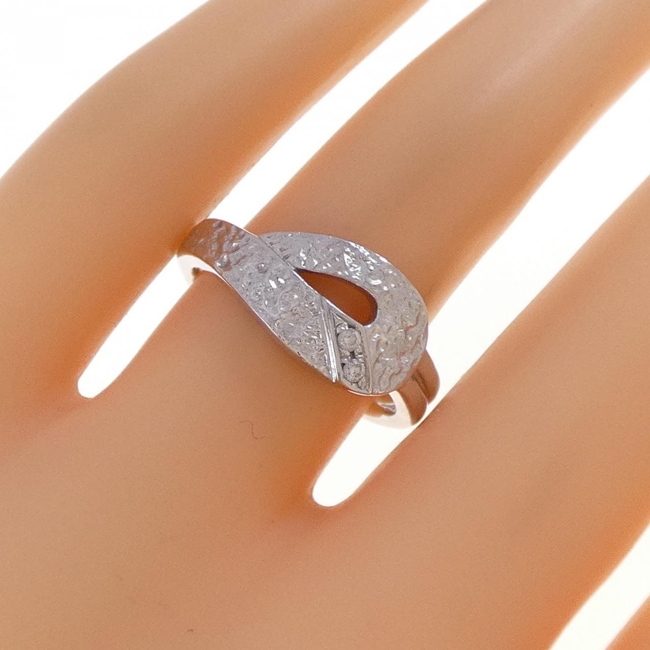 K18WG ダイヤモンド リング 0.03CT