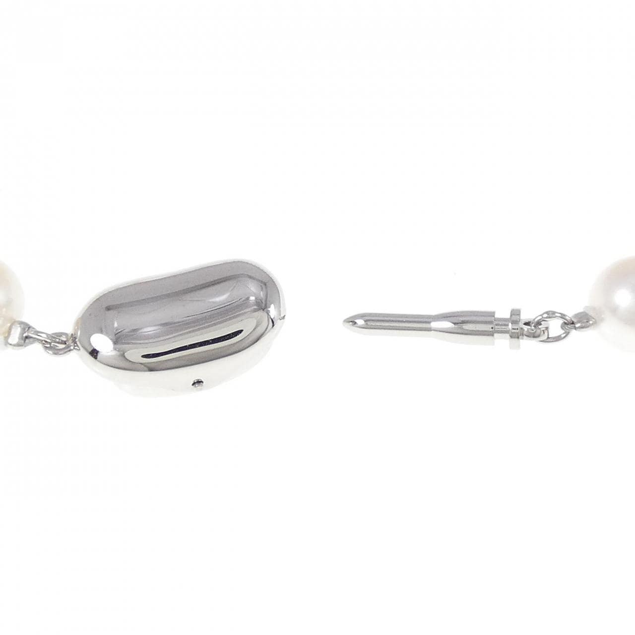 [BRAND NEW] Silver Clasp Akoya Pearl Necklace 7.5-8mm