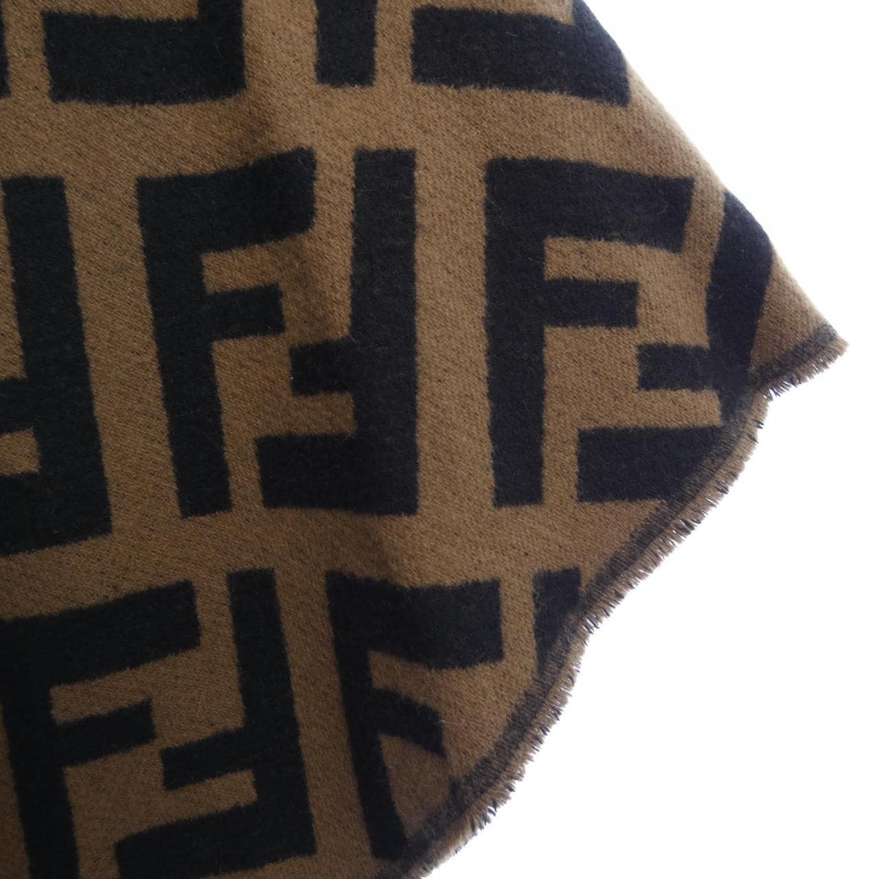 フェンディ FENDI FXX711 AEOS TU ケープ