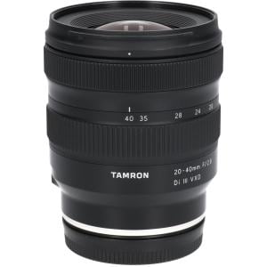 Ｅ２０－４０ｍｍ　Ｆ２．８　Ｄｉ　ＩＩＩ　Ａ０６２