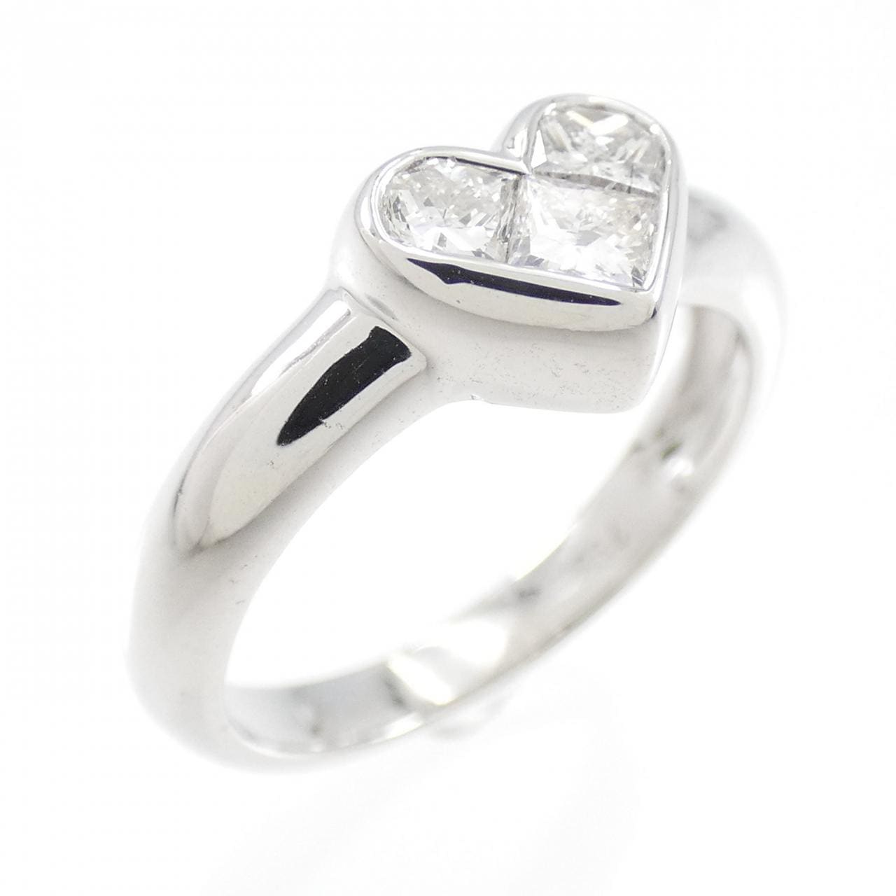 750WG heart Diamond ring