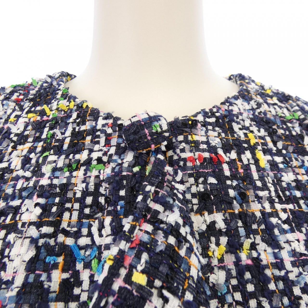 シャネル CHANEL P62686V48360 20C ノーカラージャケット