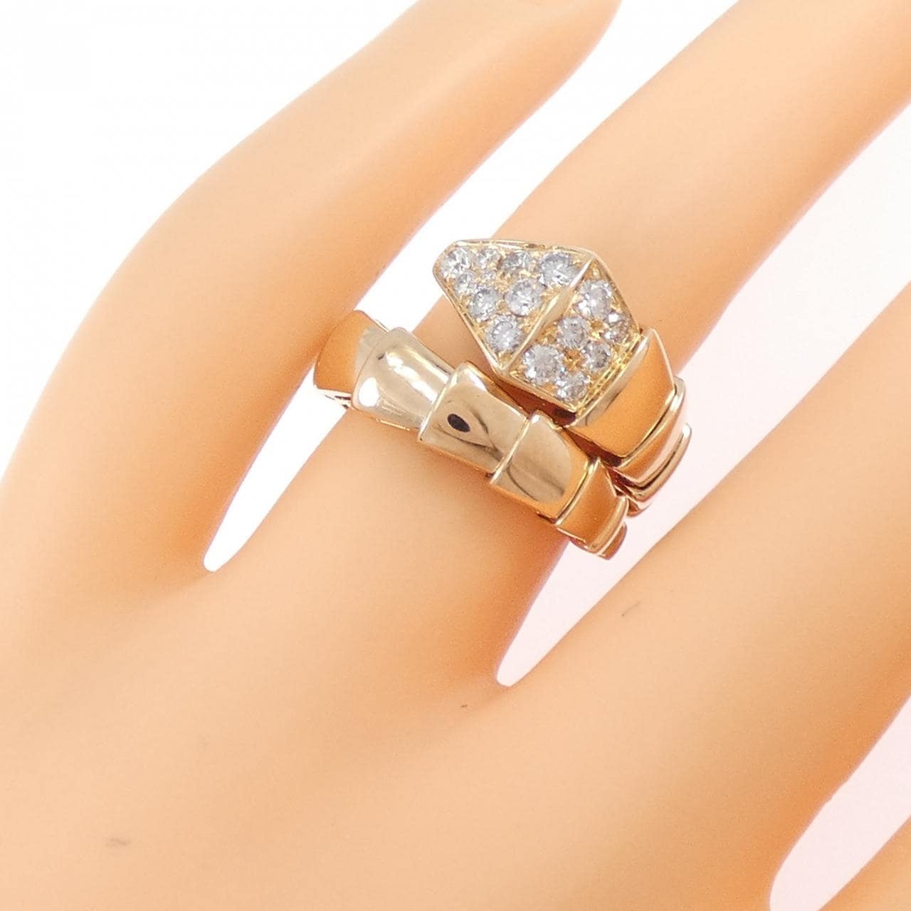 ブルガリ セルペンティ ヴァイパー リング