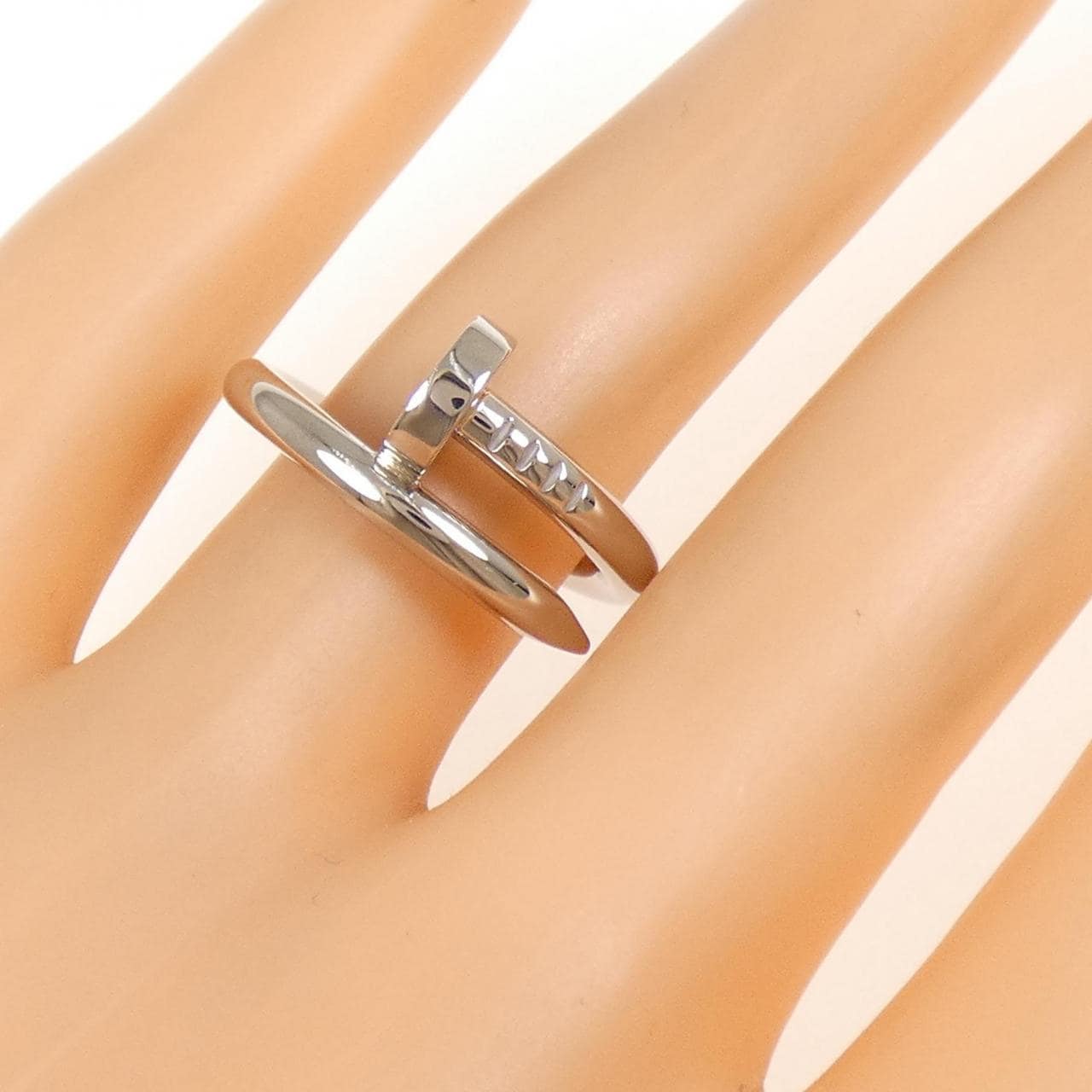 カルティエ ジュスト アン クル リング