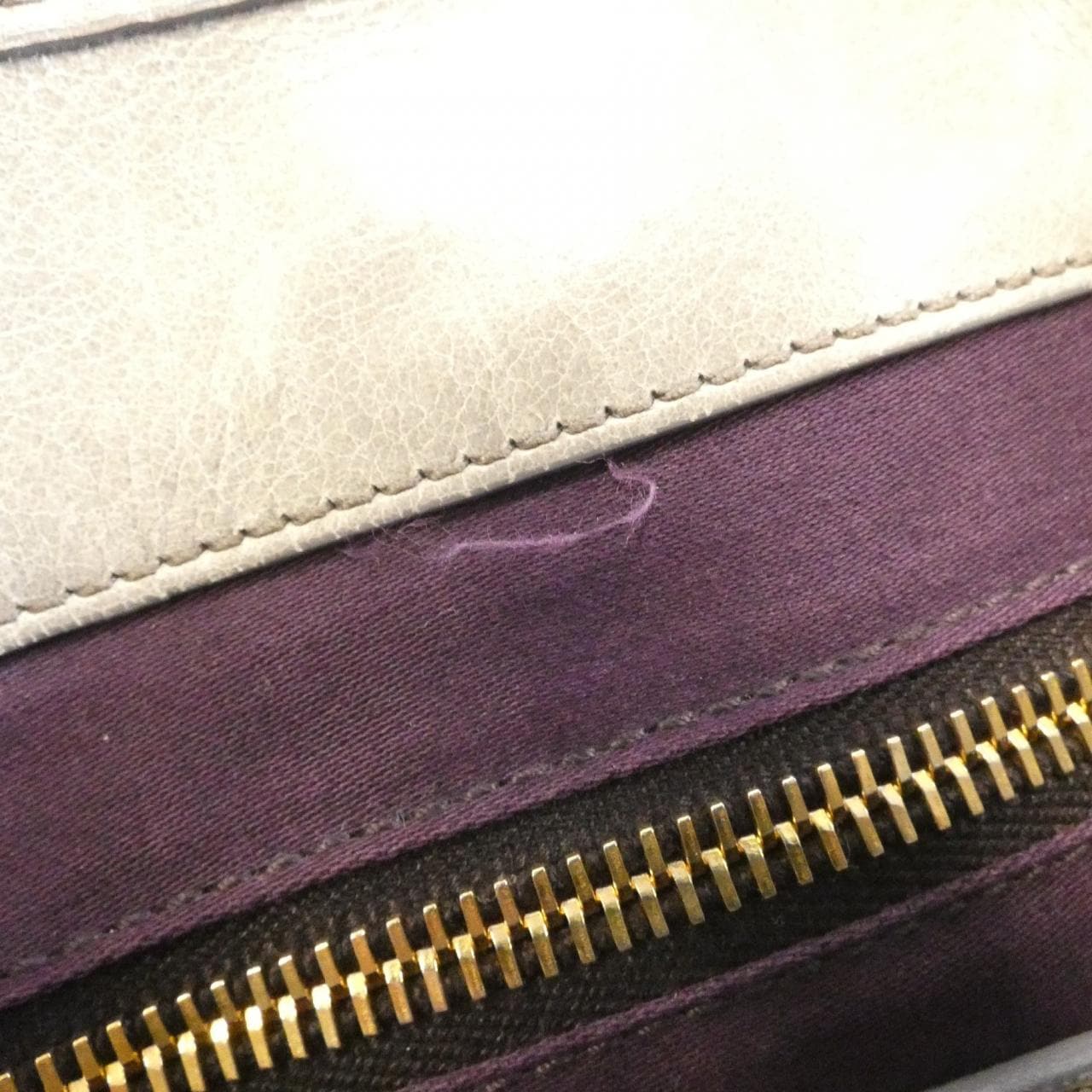 ミュウミュウ RR1300 バッグ