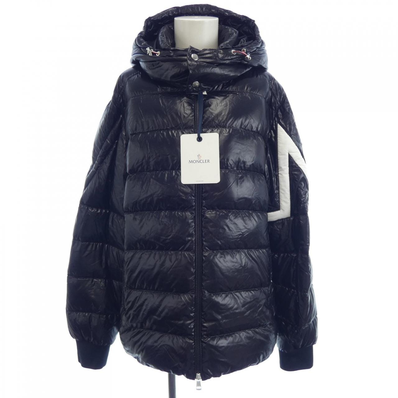 モンクレール MONCLER ダウンジャケット