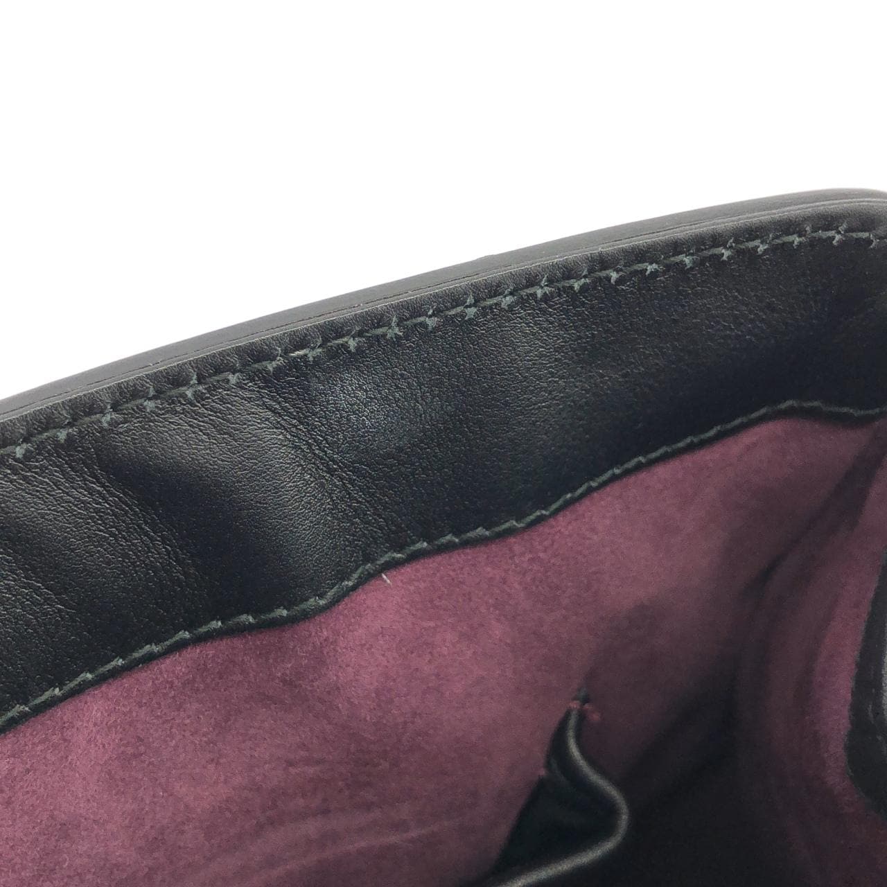 グッチ 331829 CLG0F バッグ