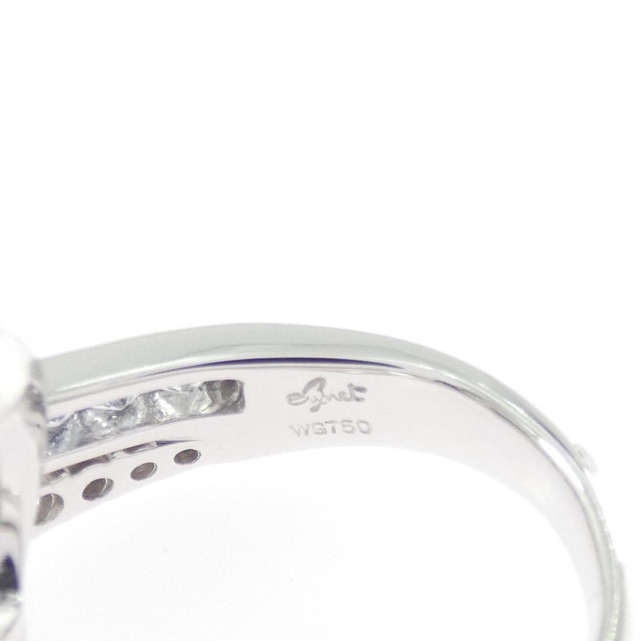 ジュネ サファイヤ リング 1.04CT