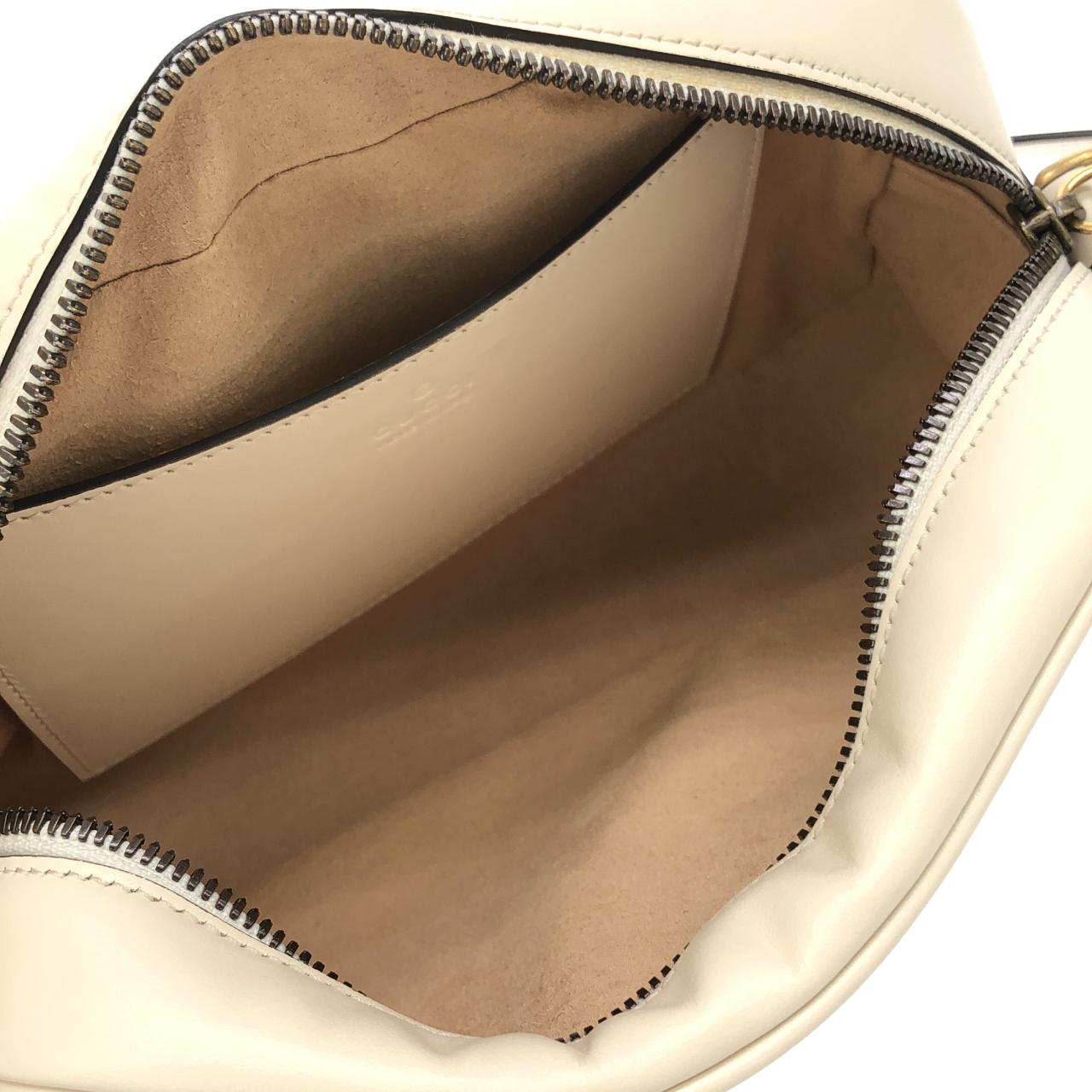 グッチ GG MARMONT 447632 DTD1T ショルダーバッグ