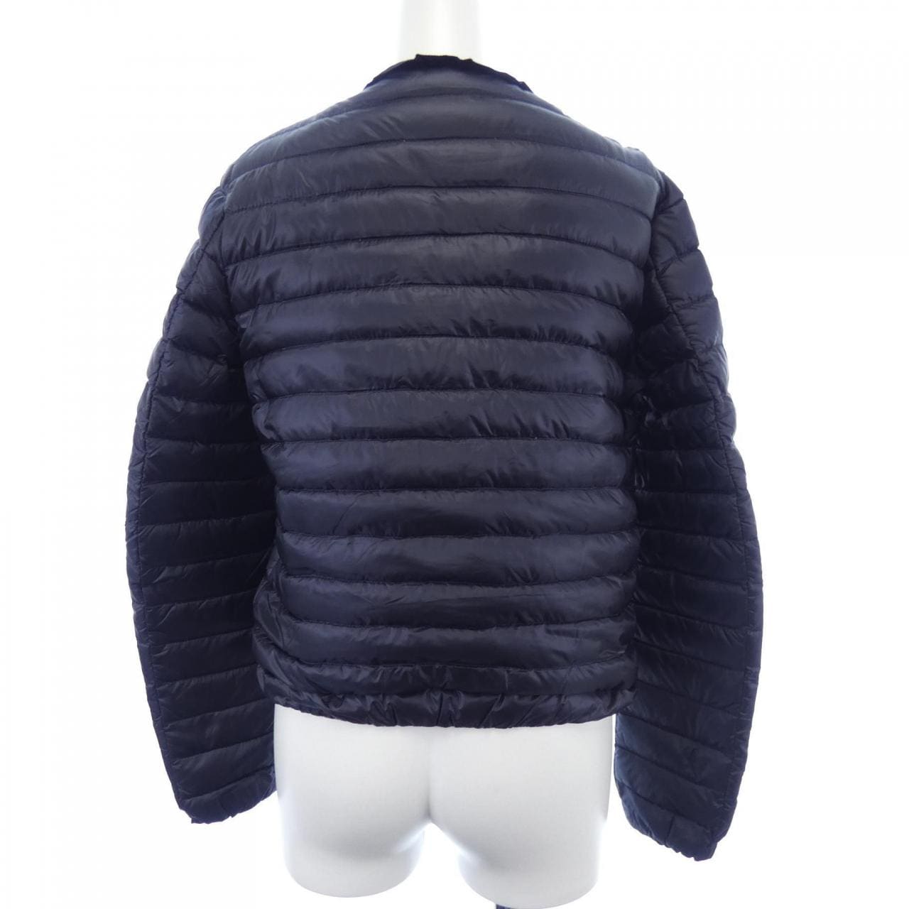 モンクレール MONCLER ダウンジャケット