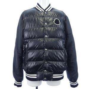 モンクレール MONCLER ダウンジャケット