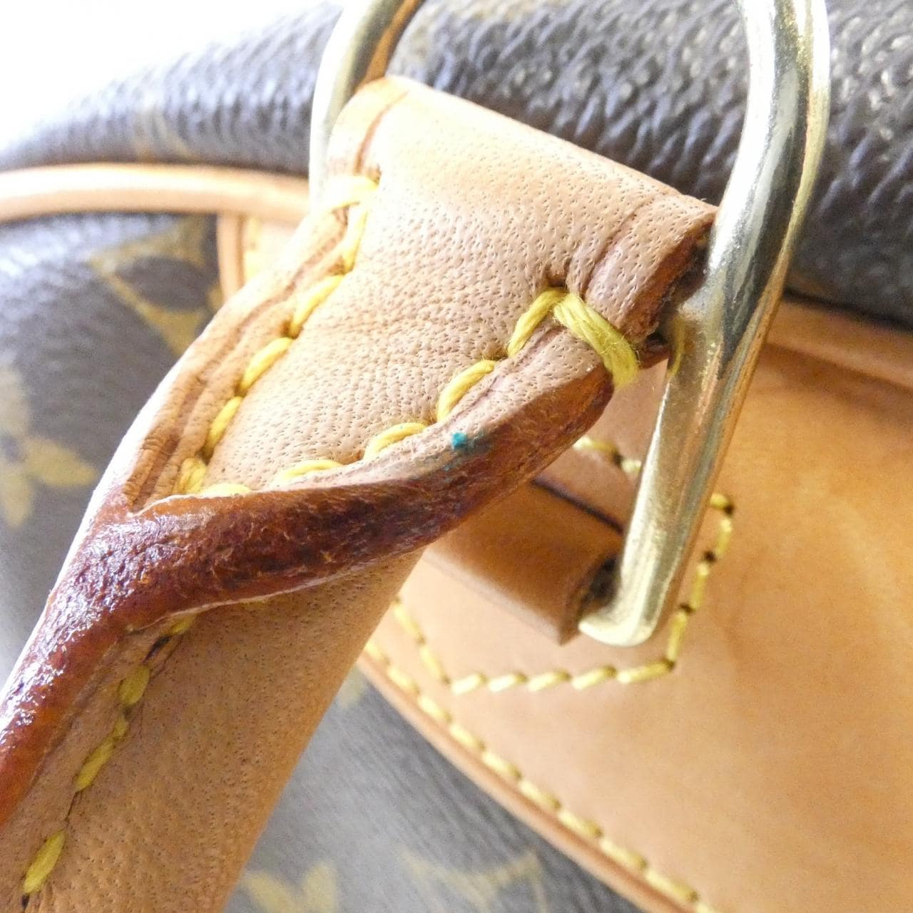 ルイヴィトン モノグラム トゥルーヴィル M42228 バッグ