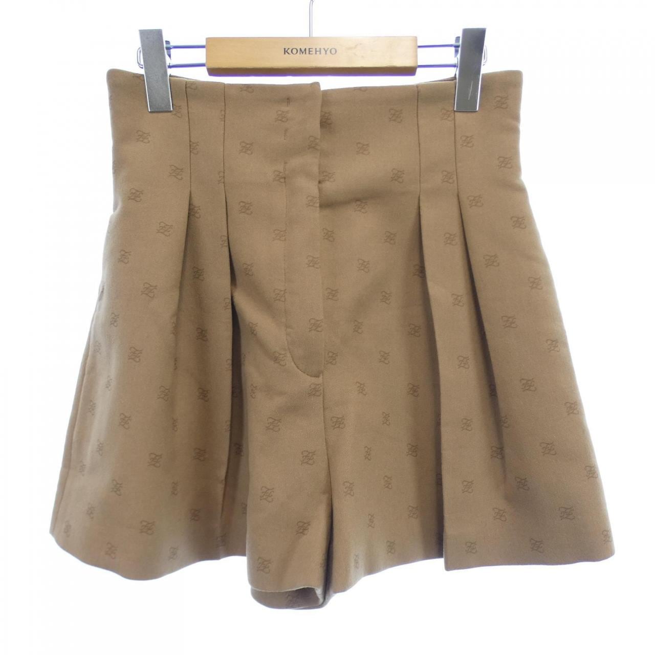 フェンディ FENDI ショートパンツ