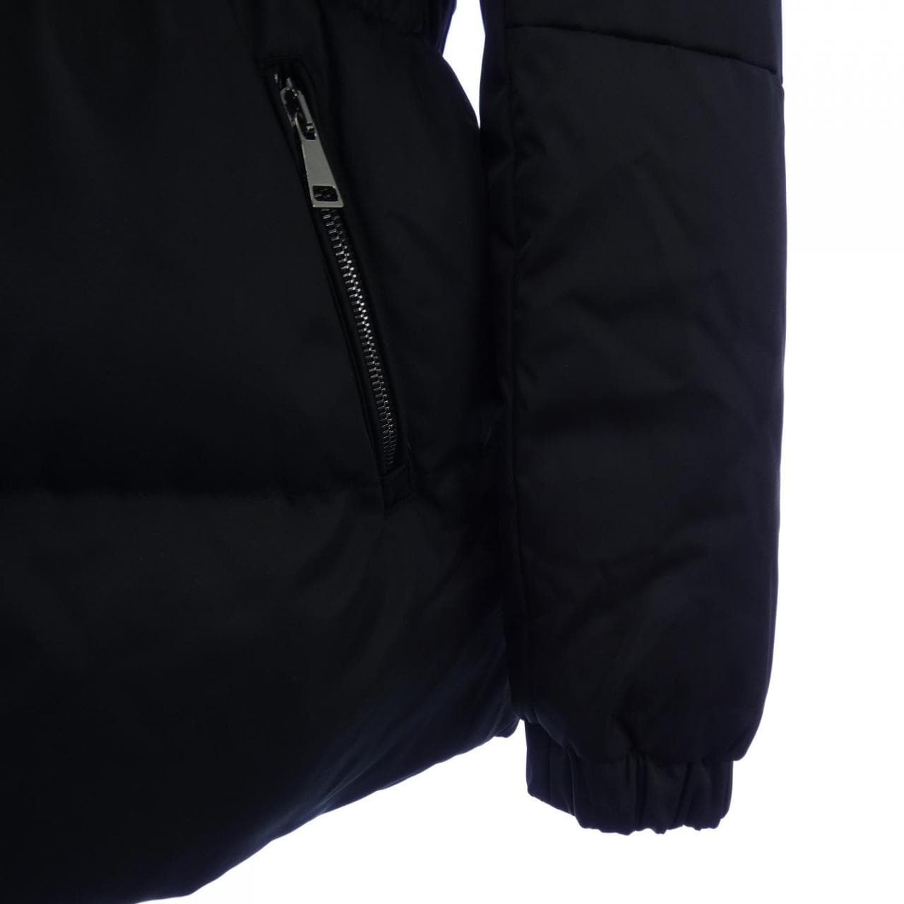 モンクレール MONCLER FATSIAN ダウンジャケット