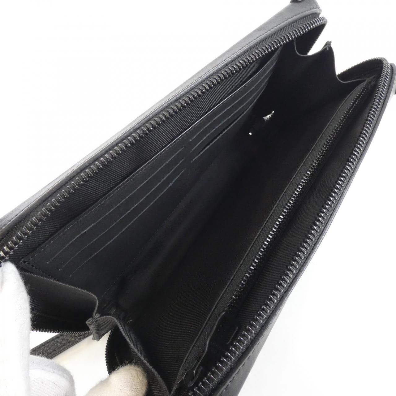 ルイヴィトン トリヨン モノグラム ソフトトランク クラッチ M68986 バッグ