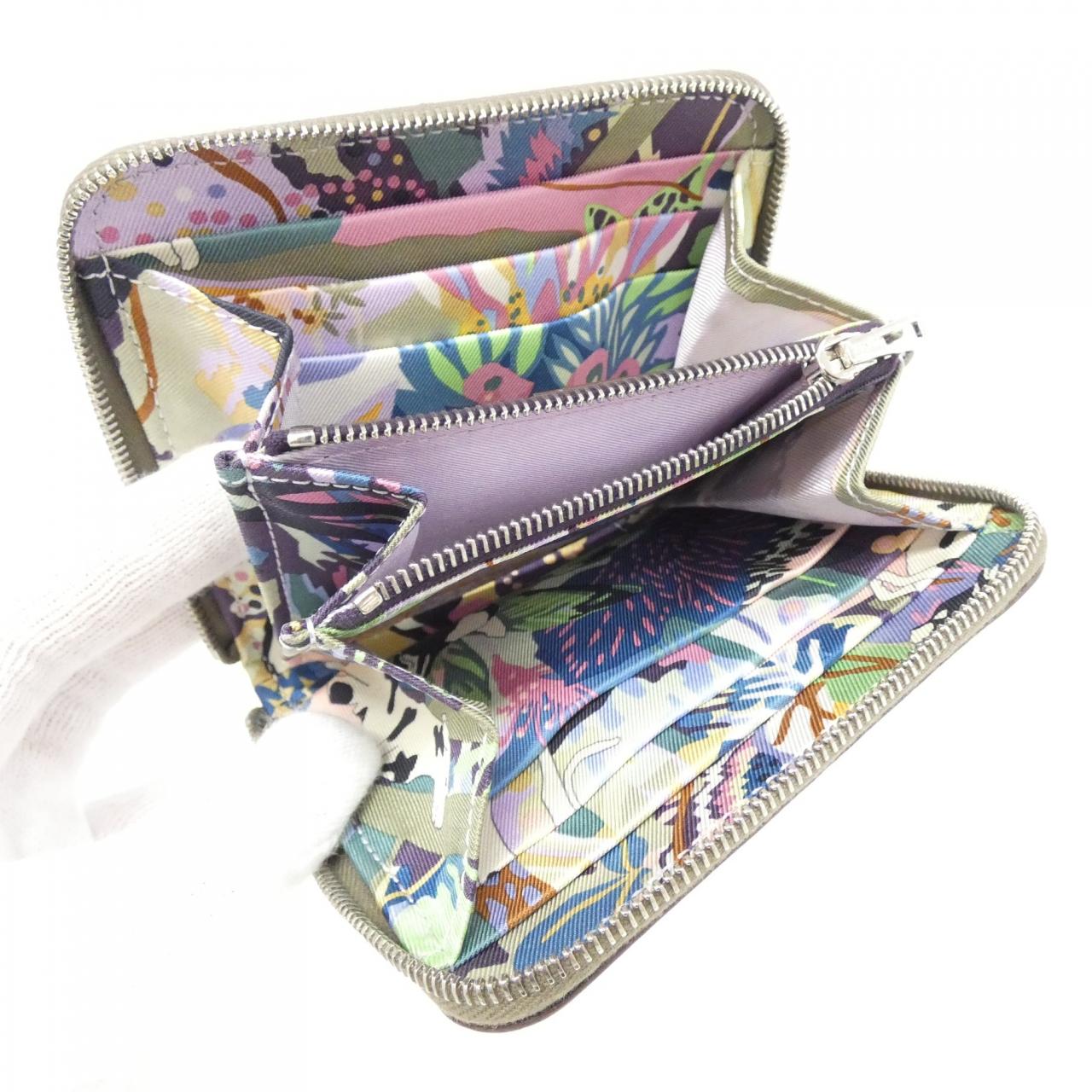 エルメス EN LIBERTE シルク イン コンパクト 084266CK 財布